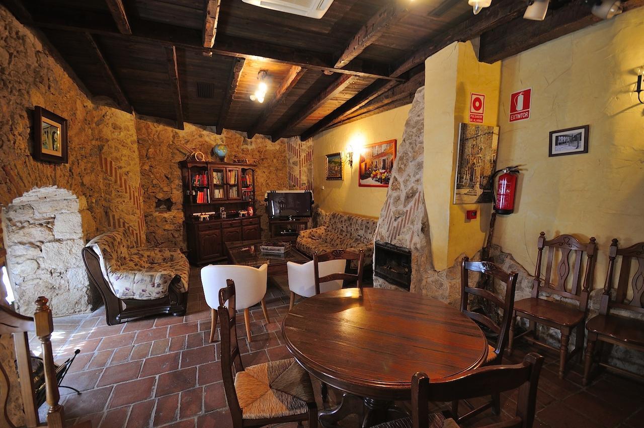 La Posada Ducal Penaranda de Duero Exterior photo